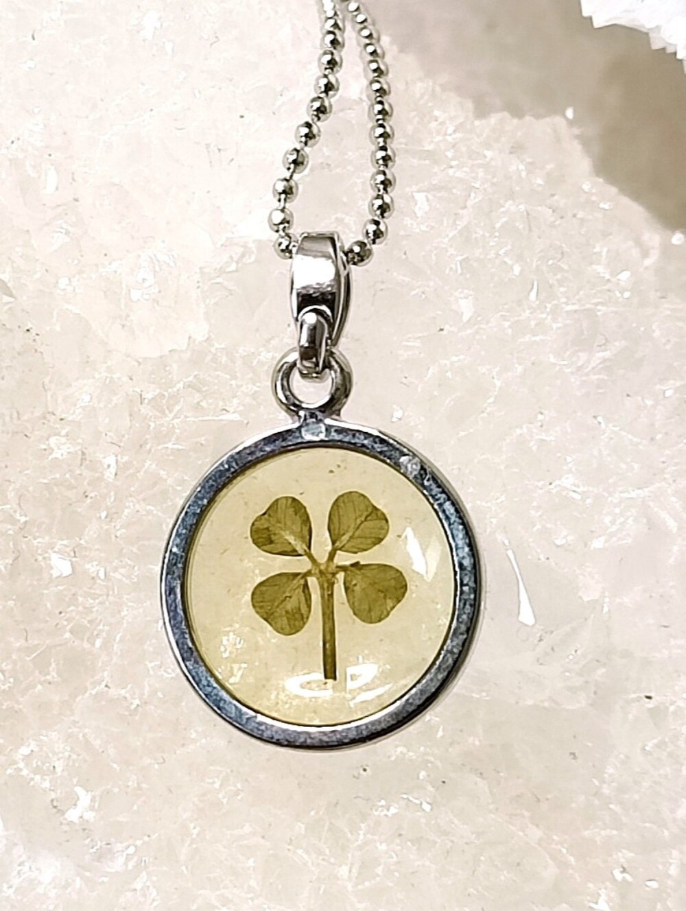 Real Four Leaf Clover Shamrock Silver Tone Necklace St Patricks Day Lucky IRISH